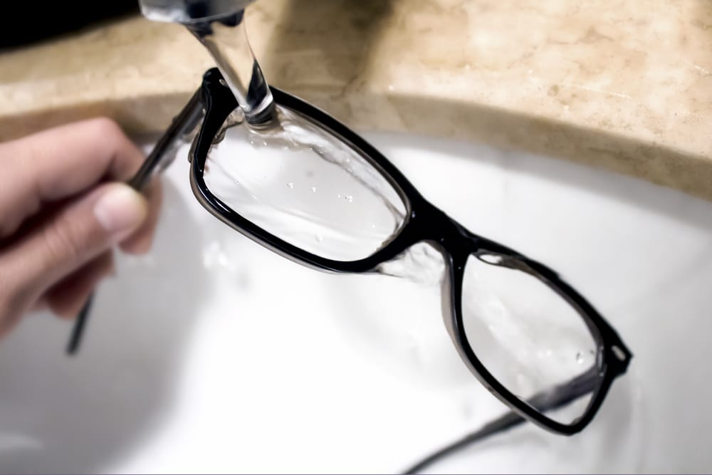 Keep your Spectacles Clean and Scratch Free