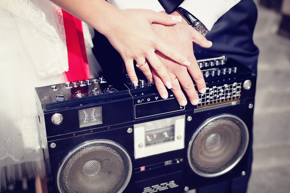 Best Tips for A wedding on a Budget: borrow stereo tools 