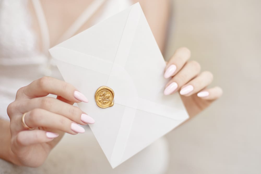 Best Tips for A wedding on a Budget: do your own invitations