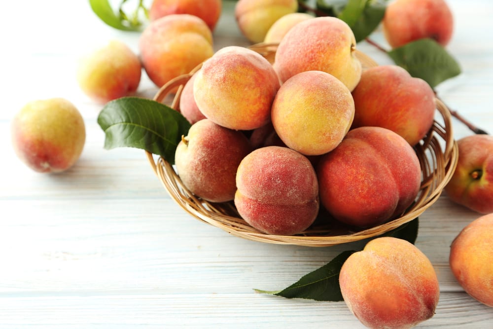 Low Sugar Fruits - peaches