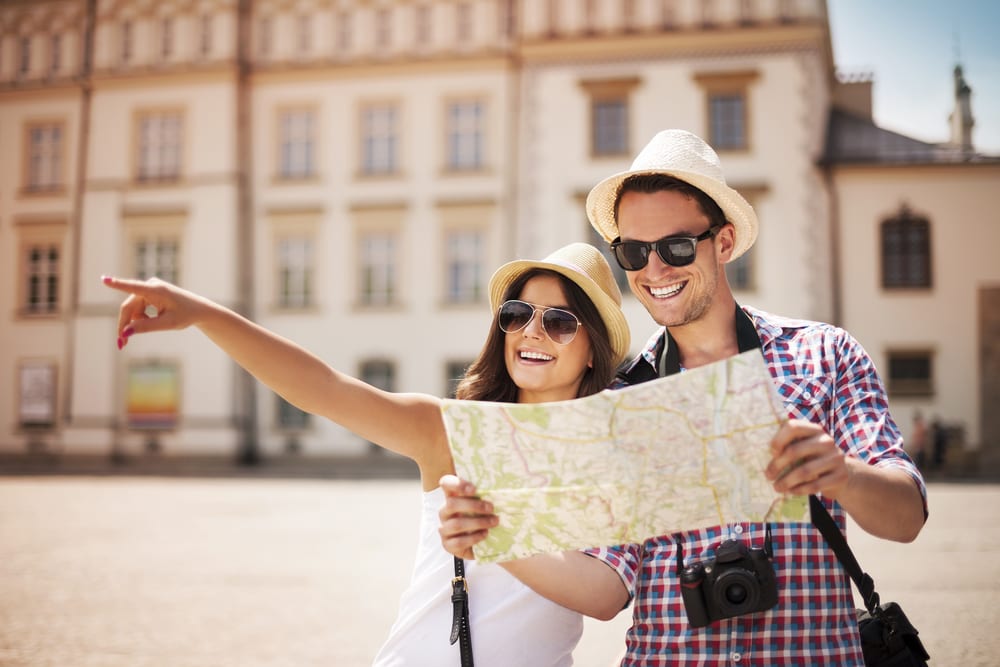 Why Traveling Makes You Richer - travel enhances your knowlege