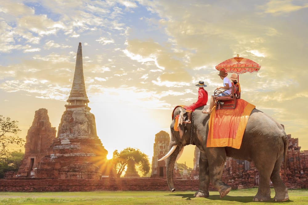 Why Traveling Makes You Richer - Travel shows you rich culture